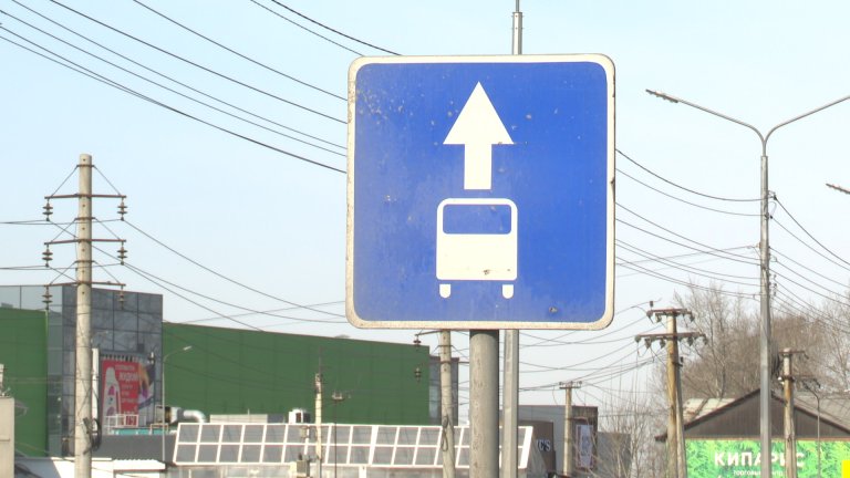 Автохам: выпуск 383. Иркутяне опротестовывают штрафы за выезд на выделенную полосу